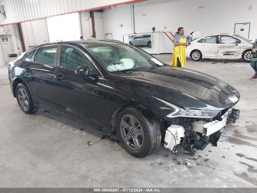 2022 Kia K5 Lx 9