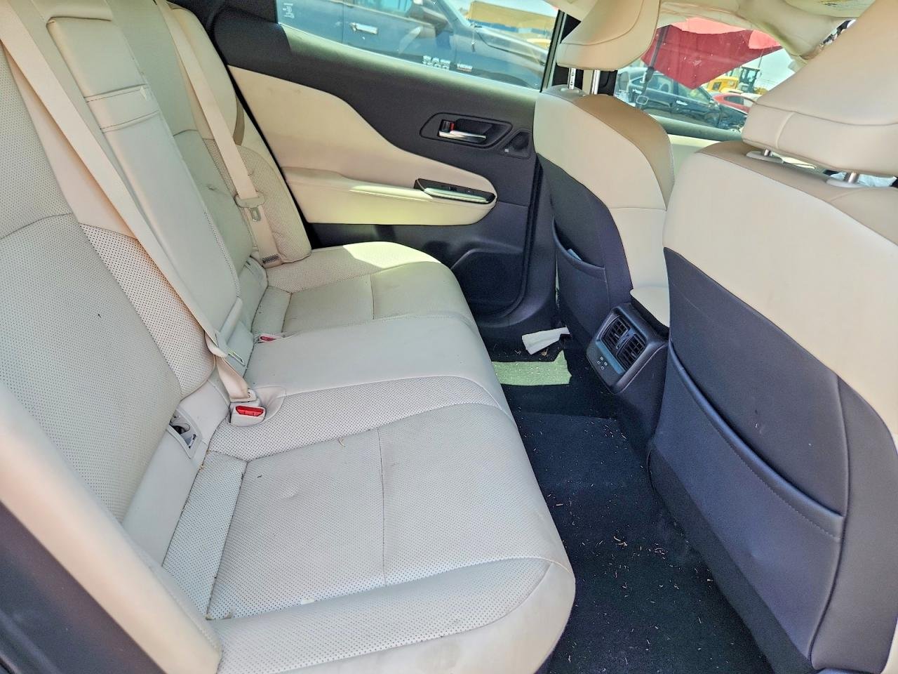 2023 Toyota Crown Limited 17