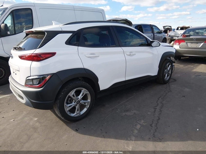 2023 Hyundai Kona Sel 10