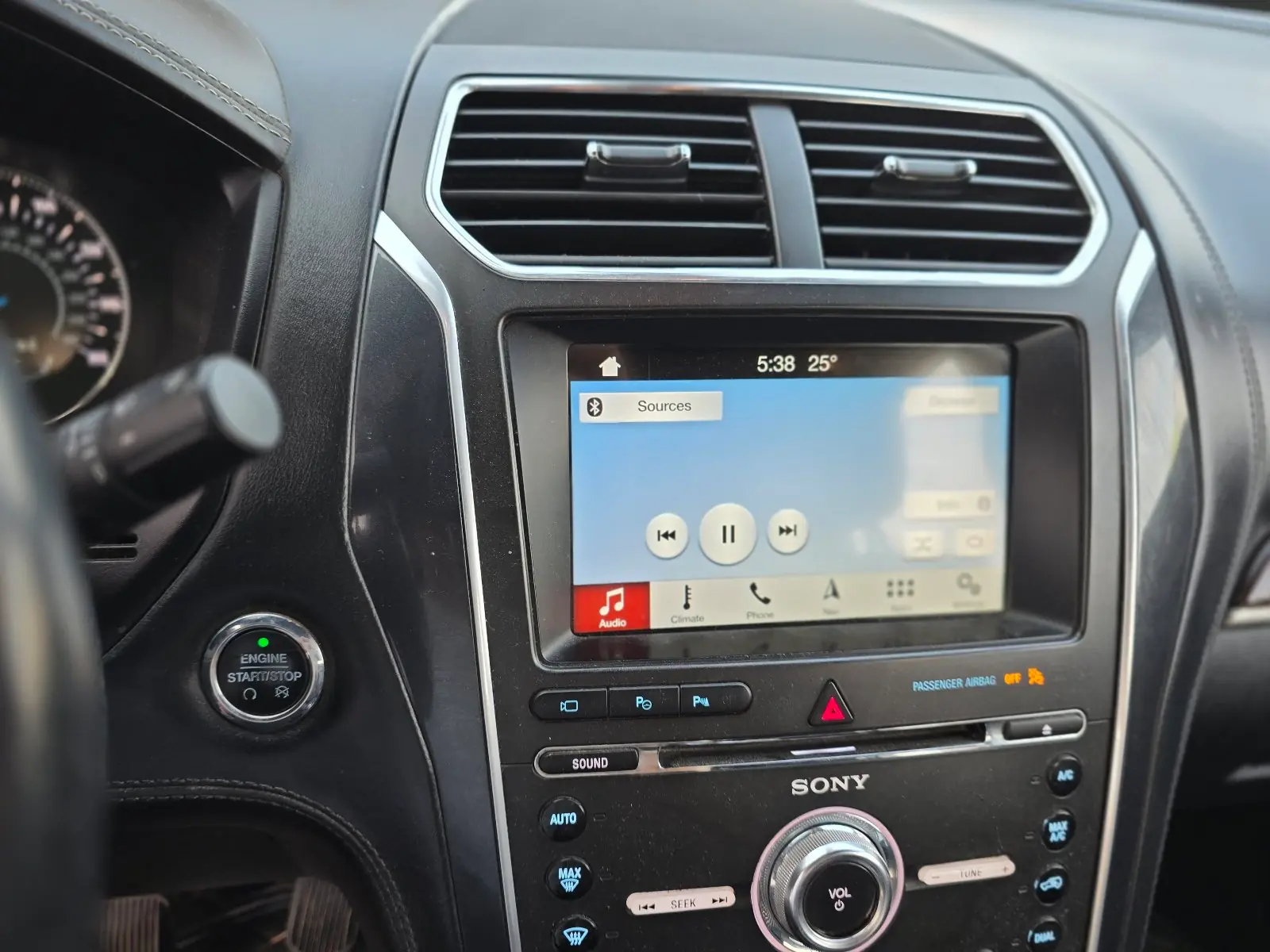 2018 FORD Explorer 4