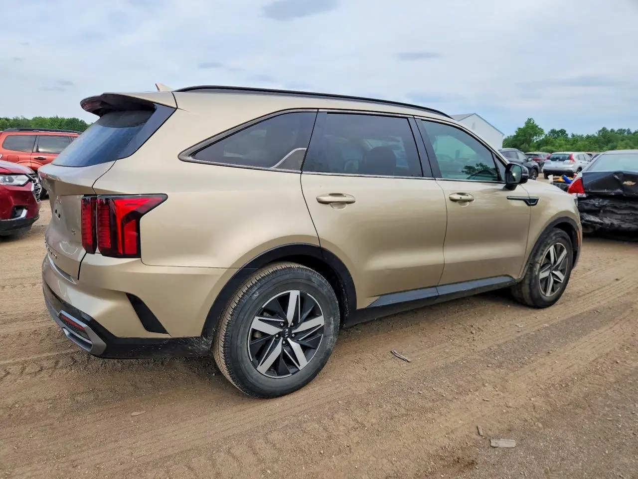 2021 Kia Sorento S 3