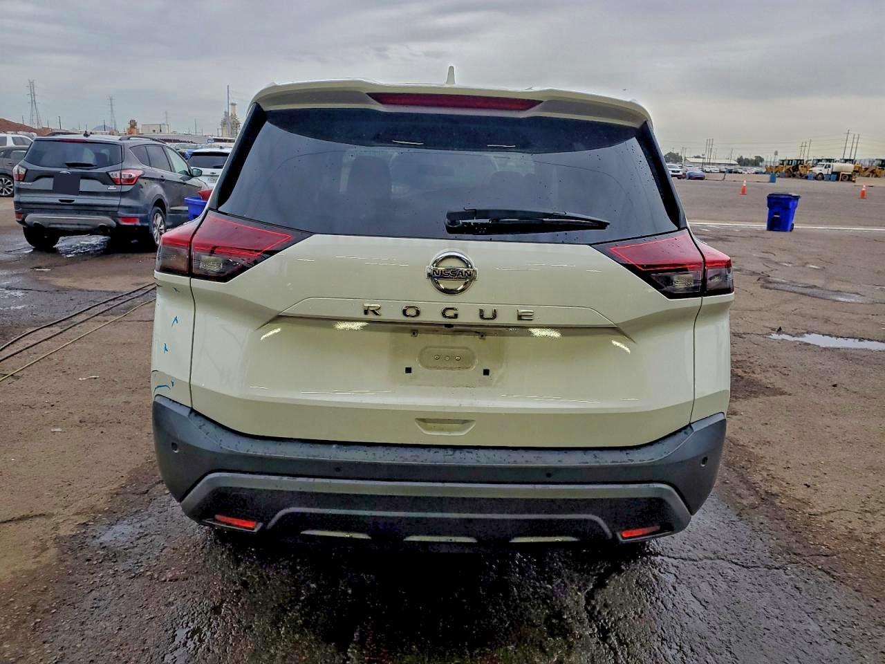 2021 Nissan Rogue S 6