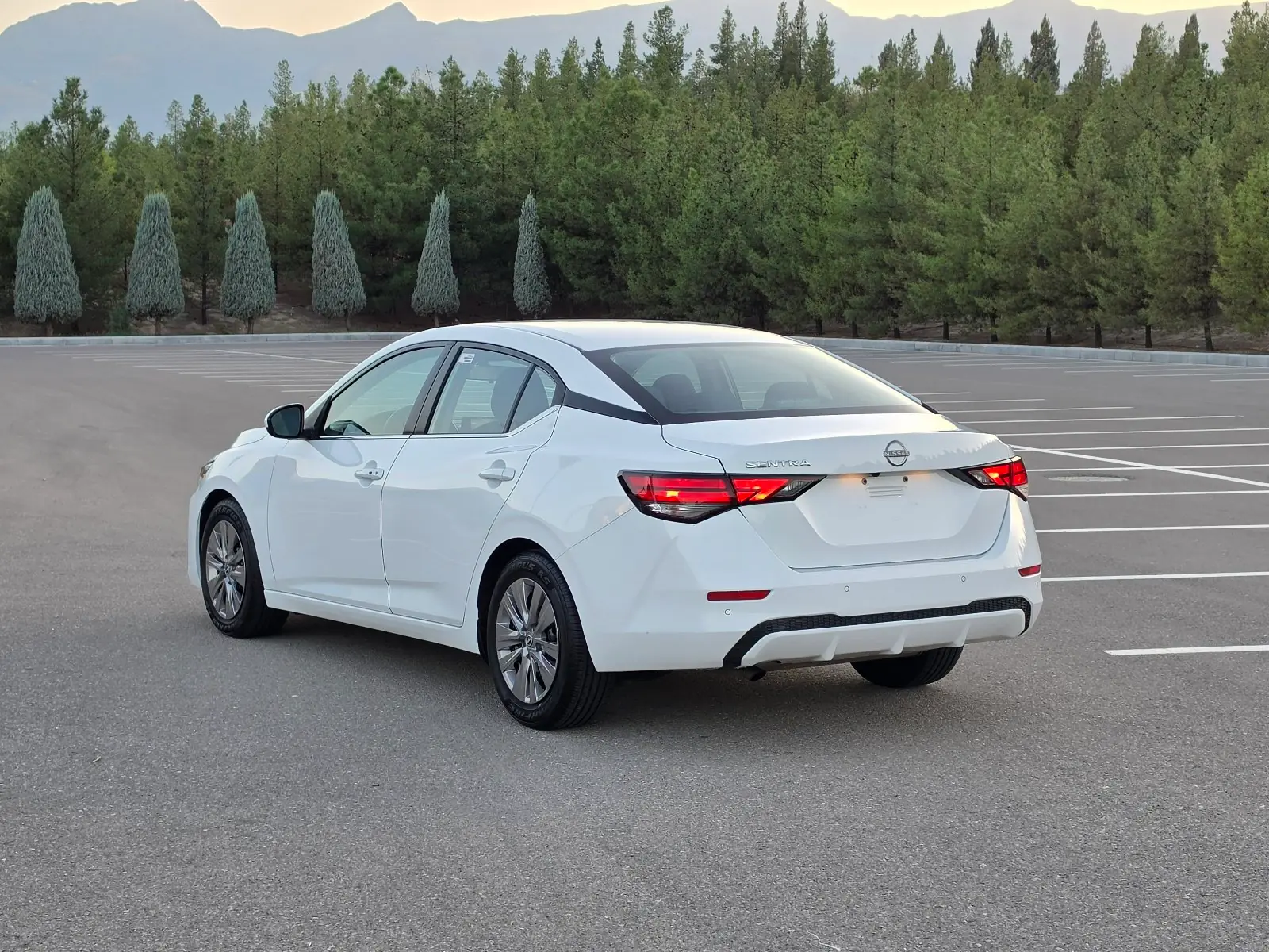 2024 Nissan Sentra S 4