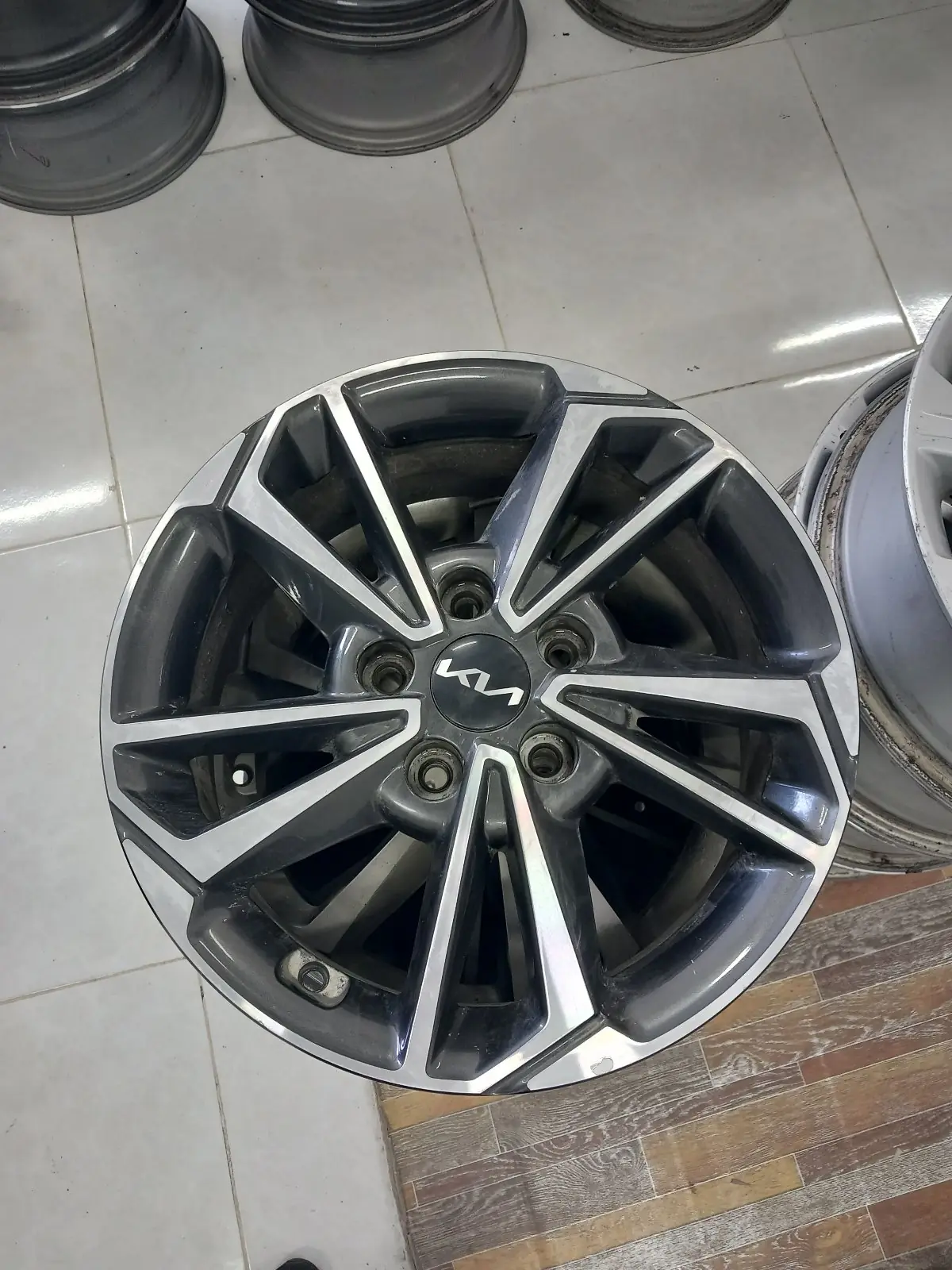 Kia forte R16 diska morda 2