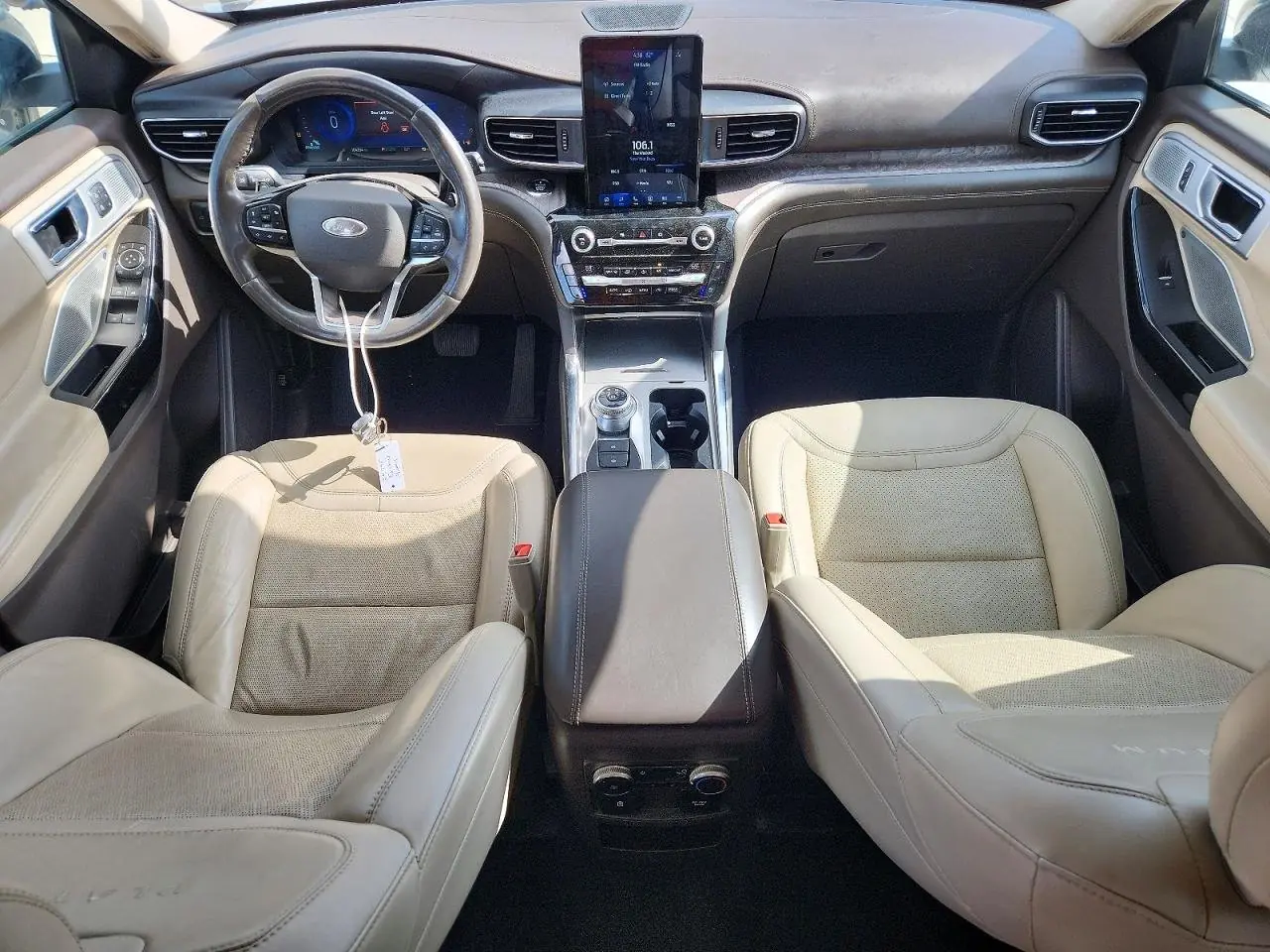 2021 Ford Explorer Platinum 8