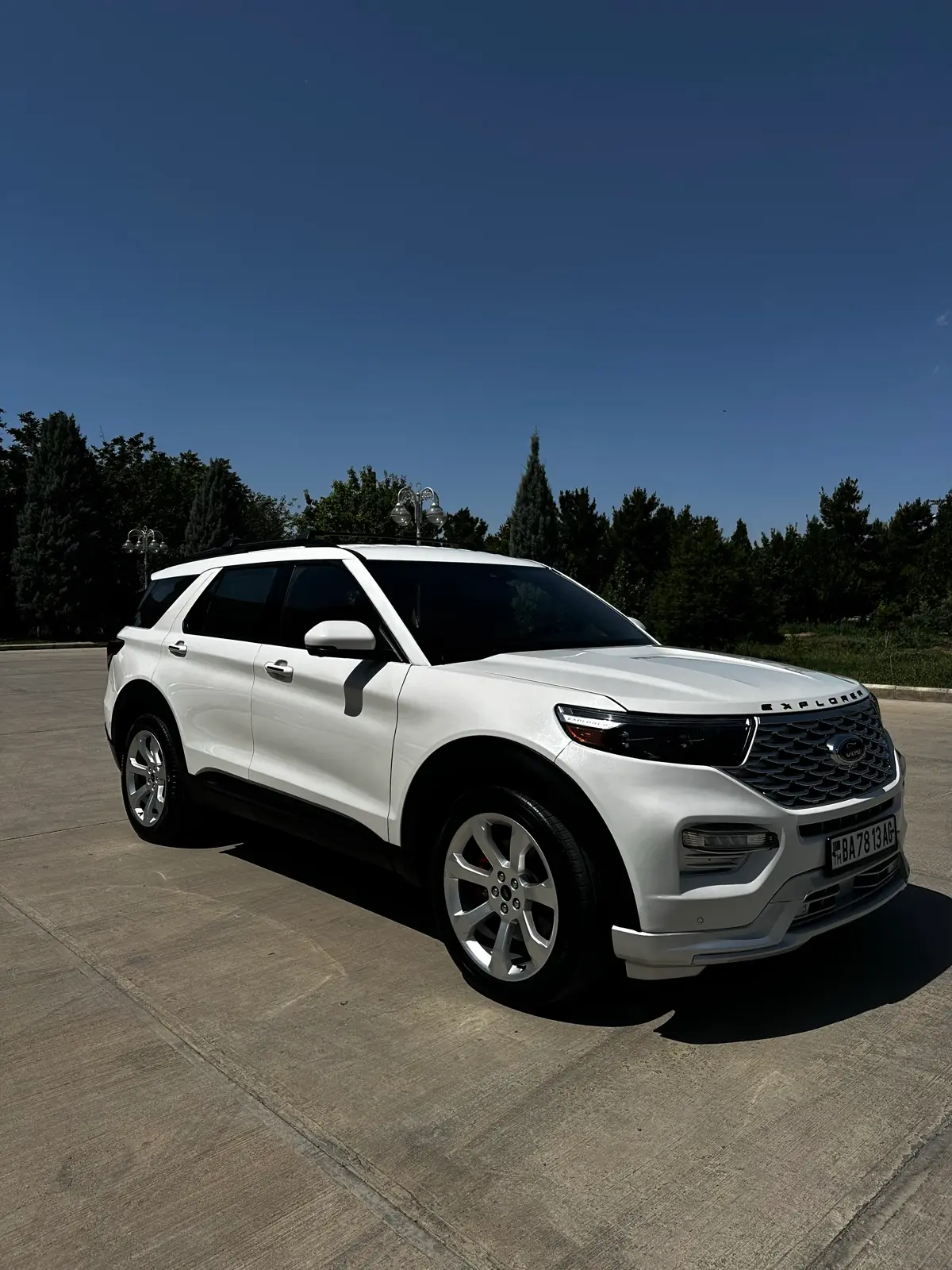 2020 FORD Explorer 3