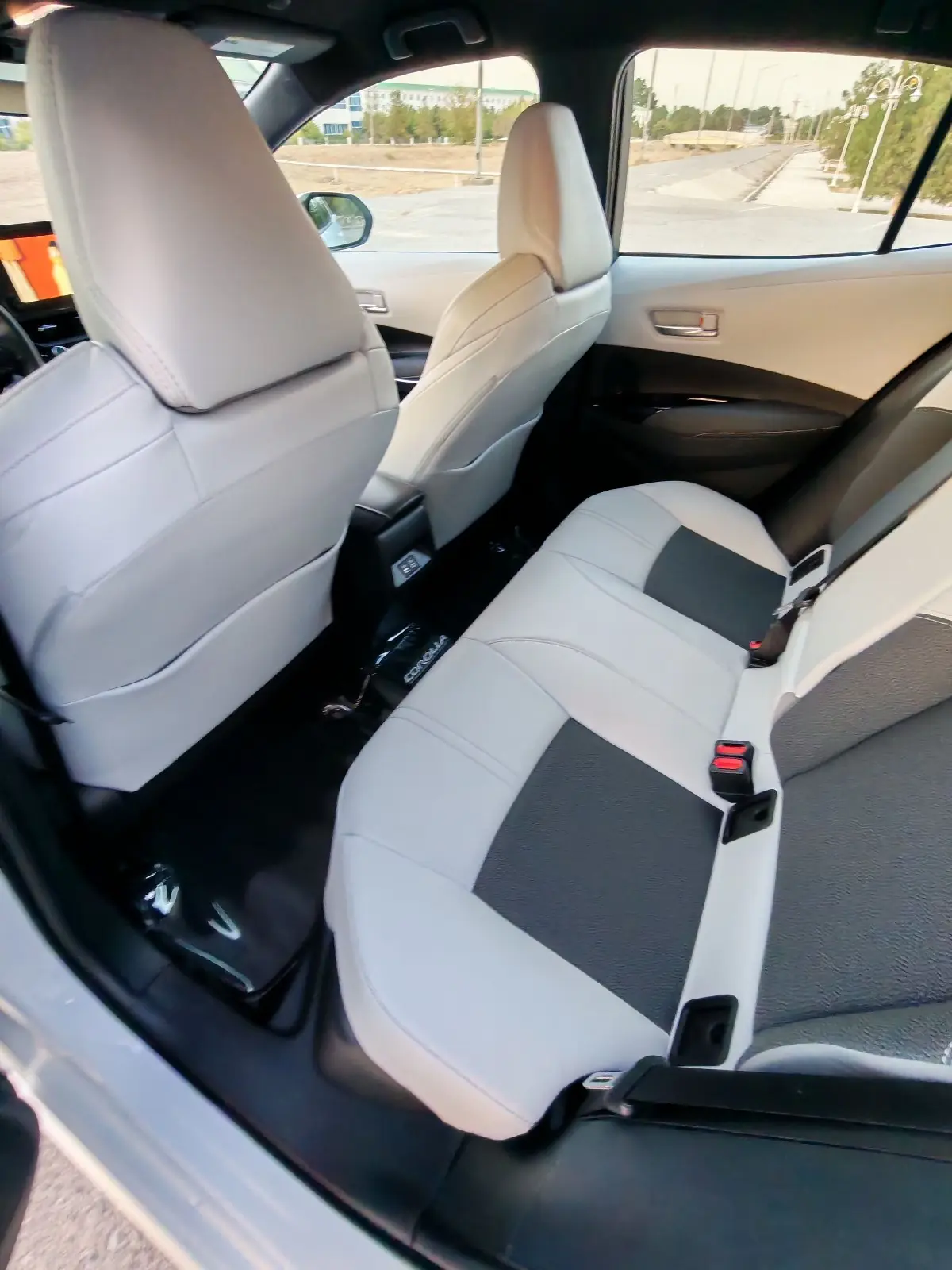 2025 Toyota Corolla Xse 7