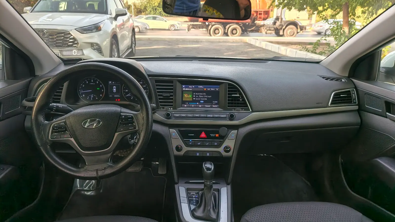 2018 HYUNDAI Elantra 7