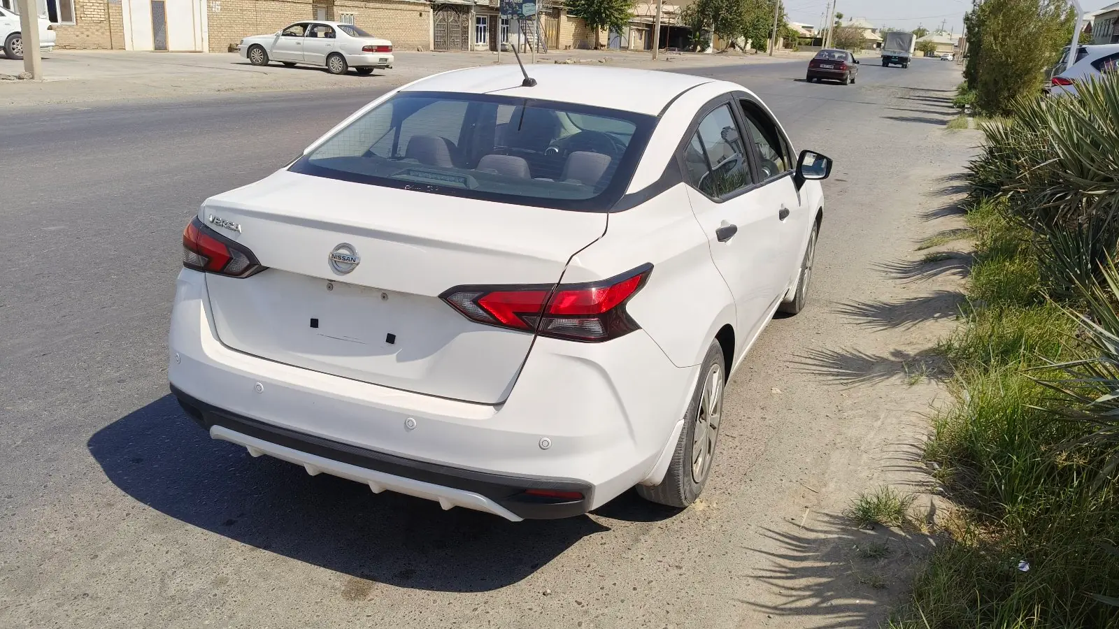 2021 Nissan Versa S 2