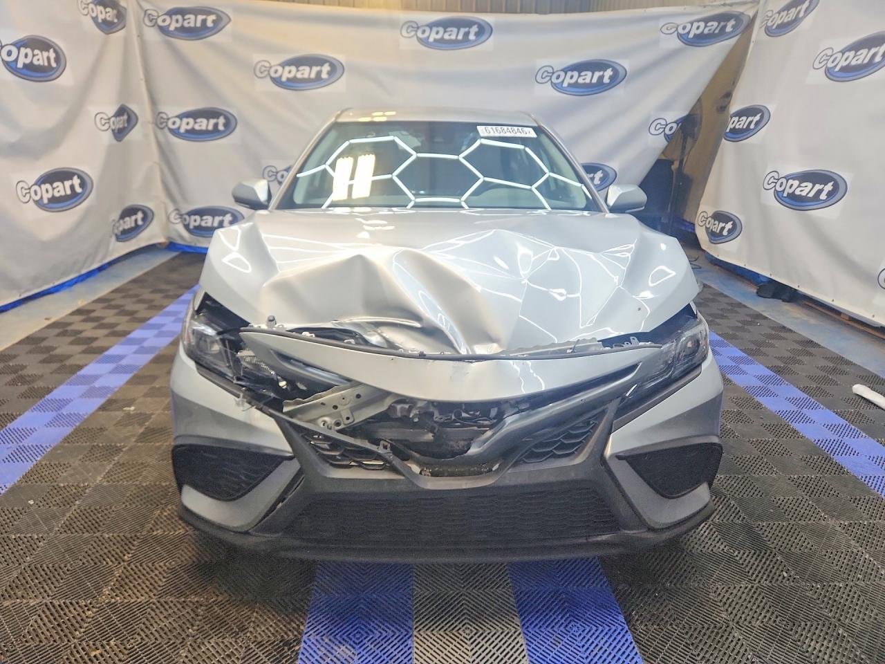 2022 Toyota Camry Se 13