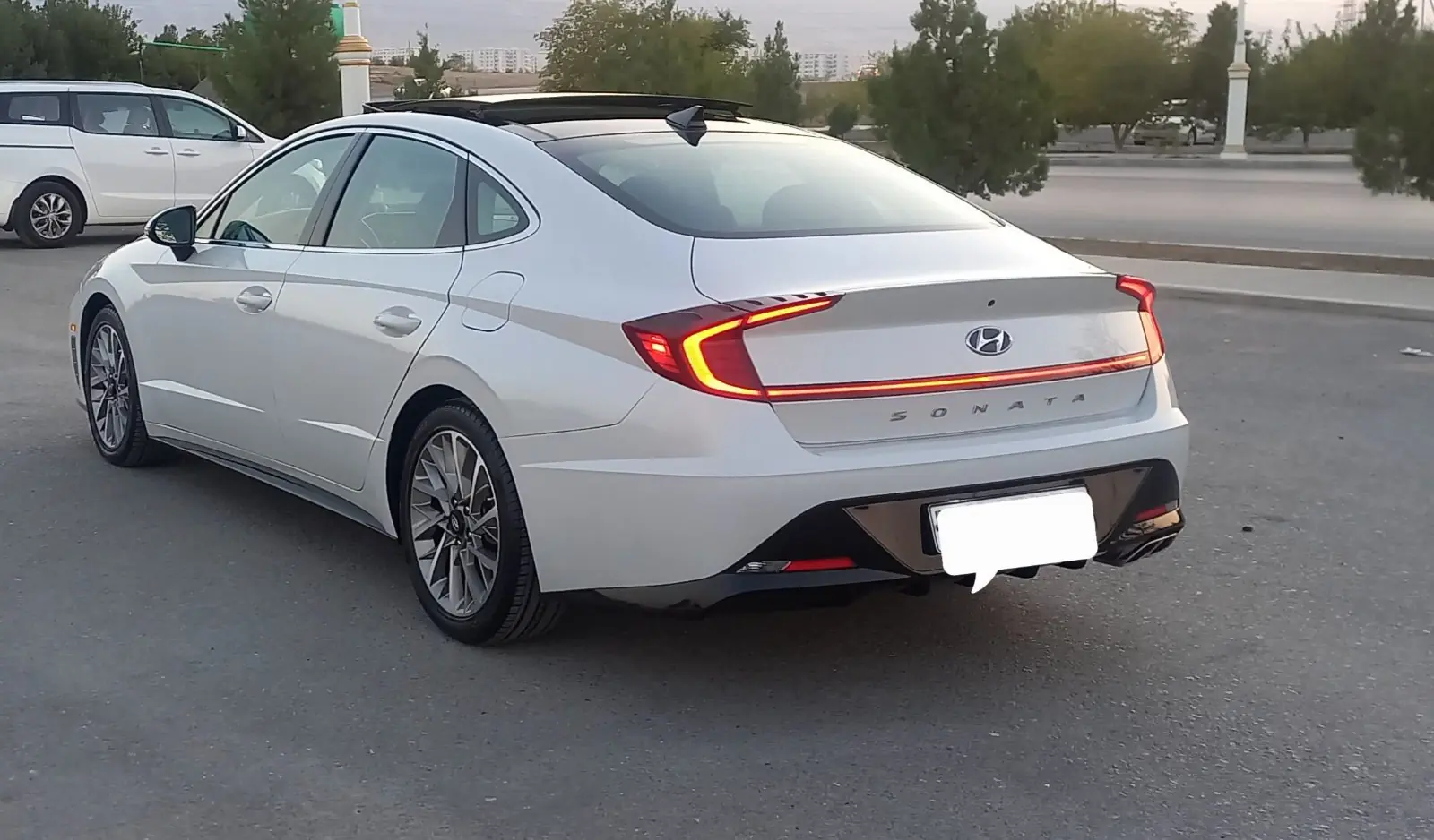 2022 Hyundai Sonata Sel 2