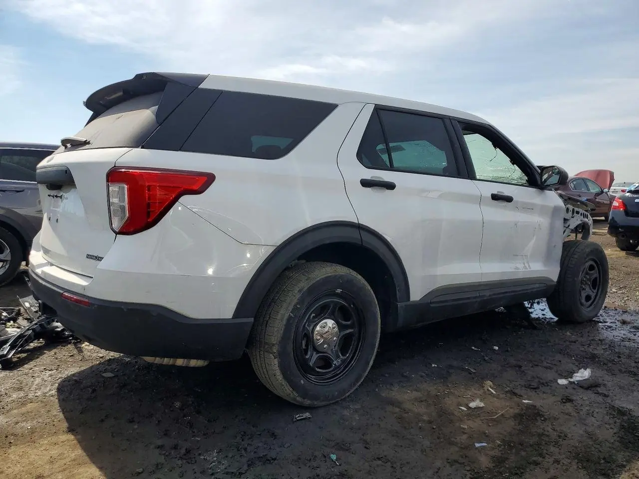 2022 Ford Explorer Police Interceptor 3