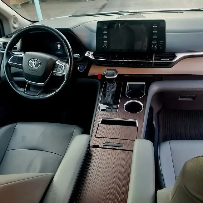 2021 Toyota Sienna Xle 8
