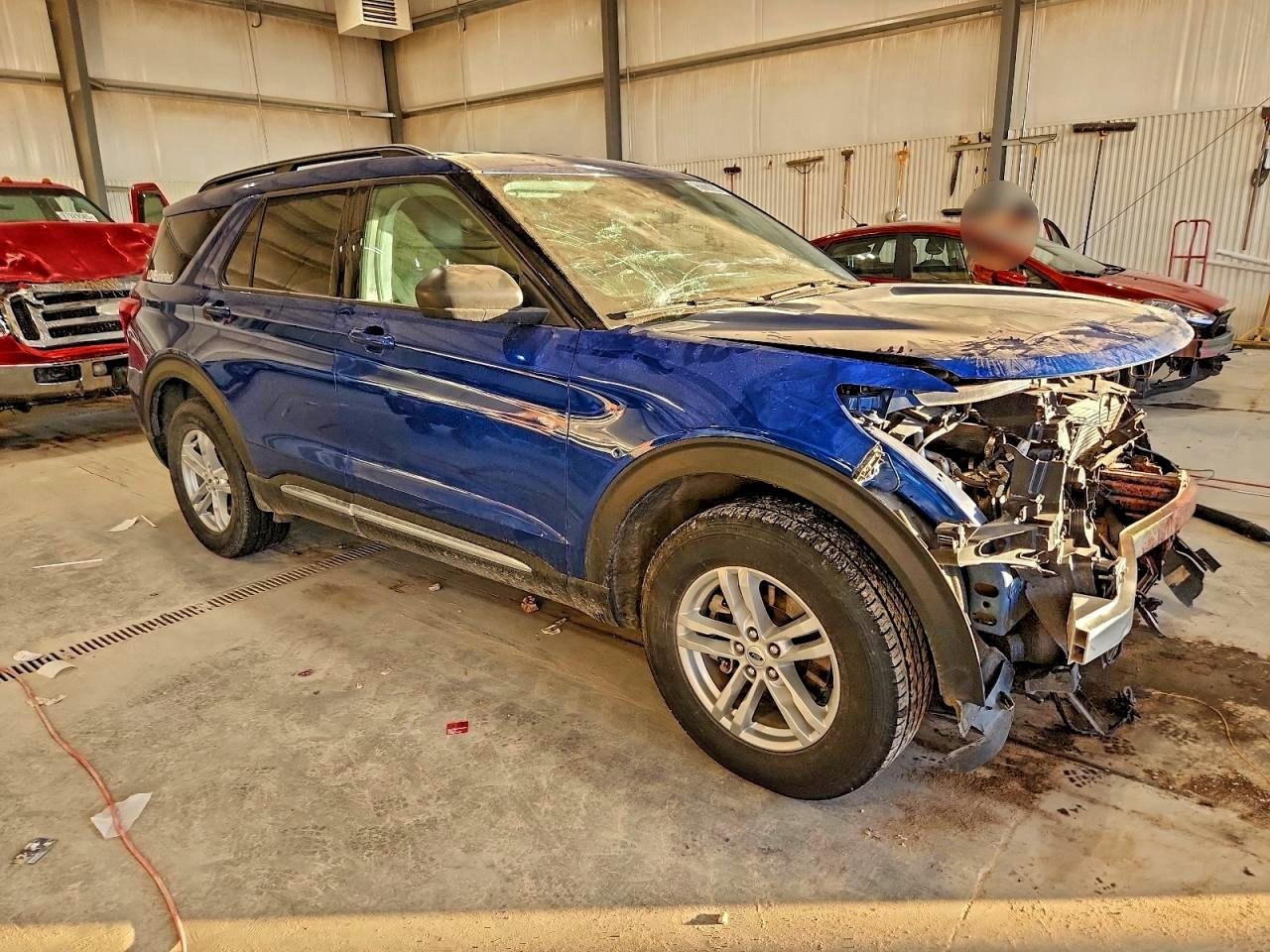 2023 Ford Explorer Xlt 4