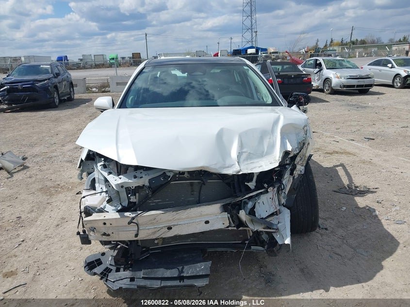 2025 Toyota Camry Xse/Xle/Le/Se 17