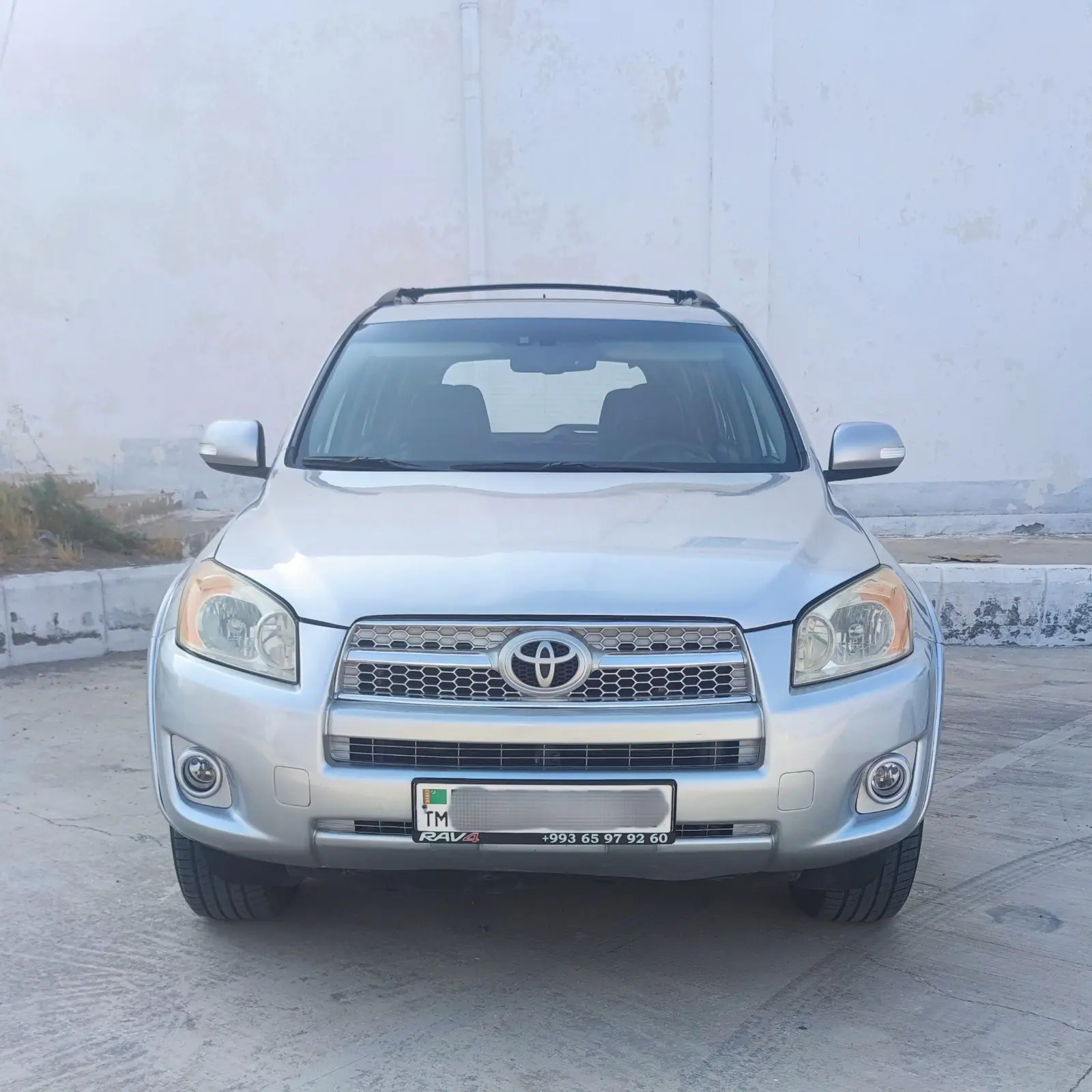 2012 TOYOTA RAV4 1