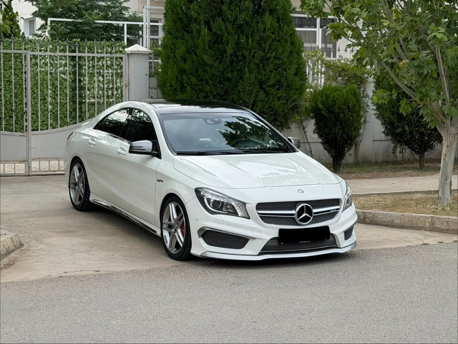 2015 MERCEDES-BENZ Cla 2