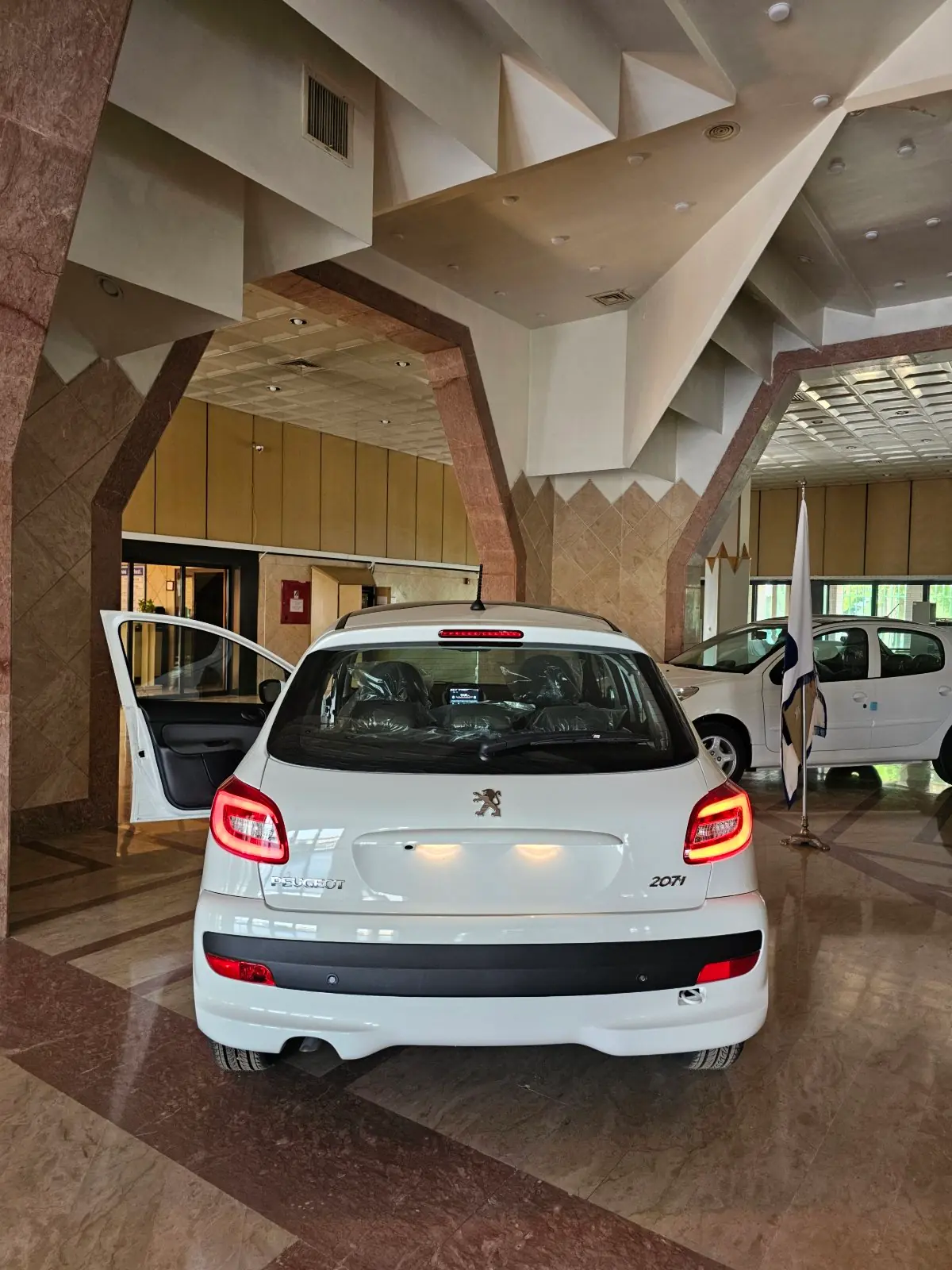 Peugeot 207i 5