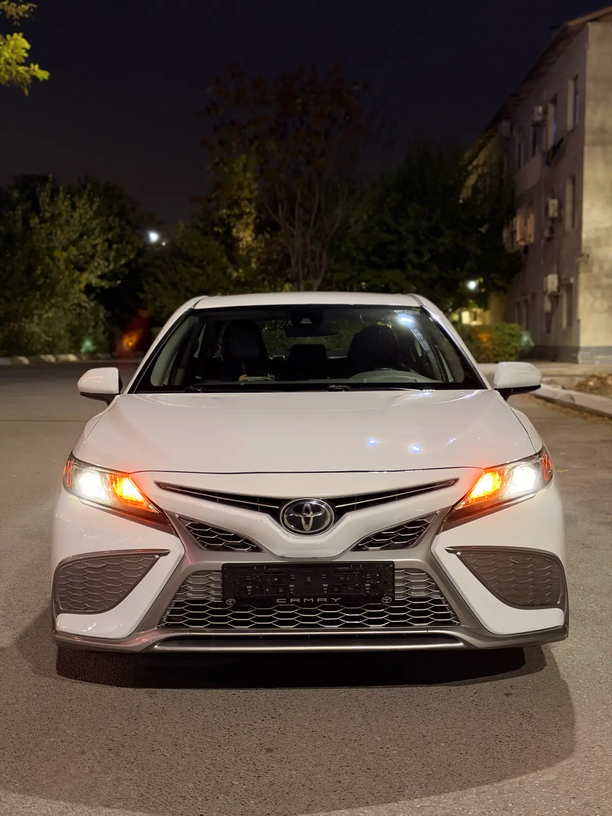 2021 Toyota Camry Se 4