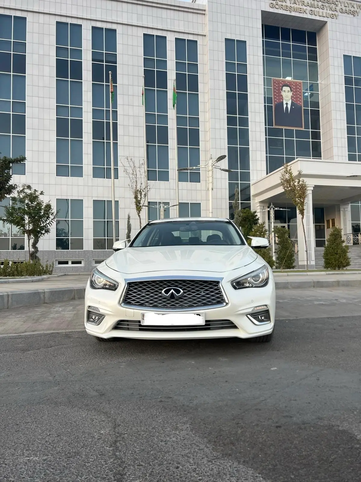 2021 Infiniti Q50 Luxe 1