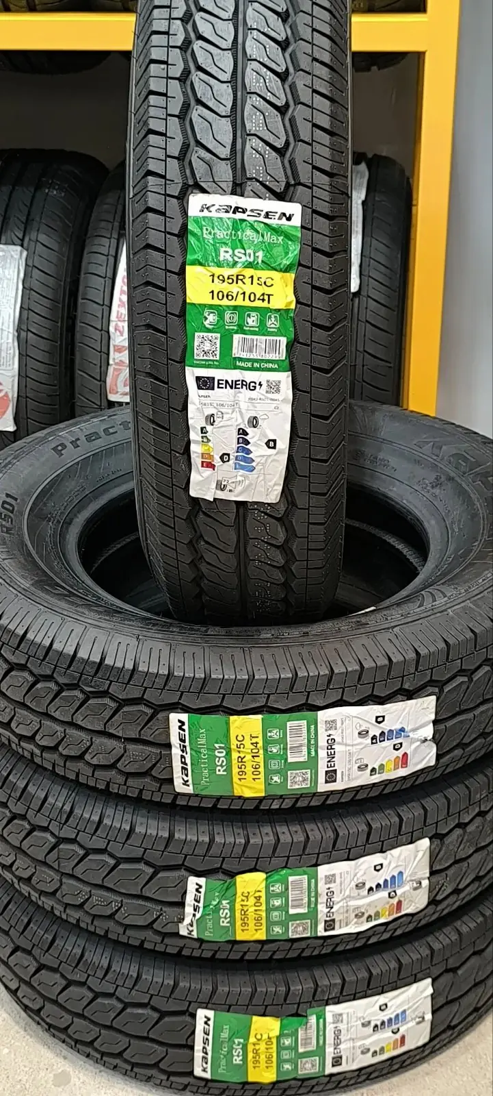 Hiace 195R15C 3