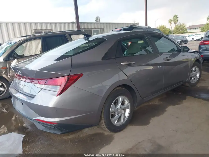 2023 Hyundai Elantra Se 9
