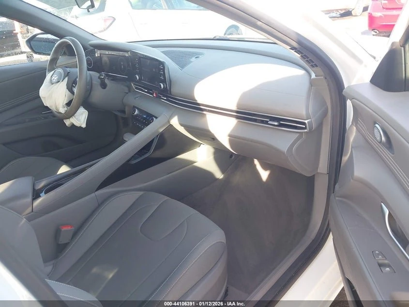 2022 Hyundai Elantra Sel 9