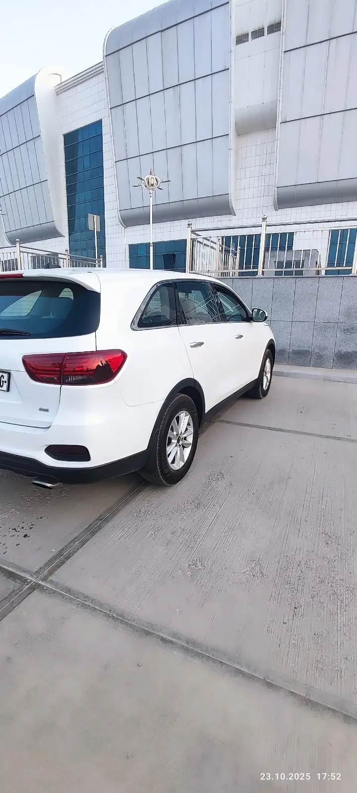 2020 Kia Sorento 2.4L Lx 2