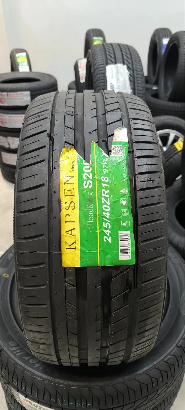 Kapsen 245 40 18 1