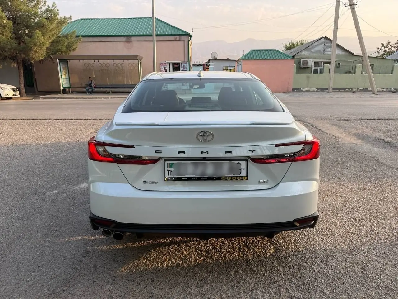 2025 Toyota Camry Se 4