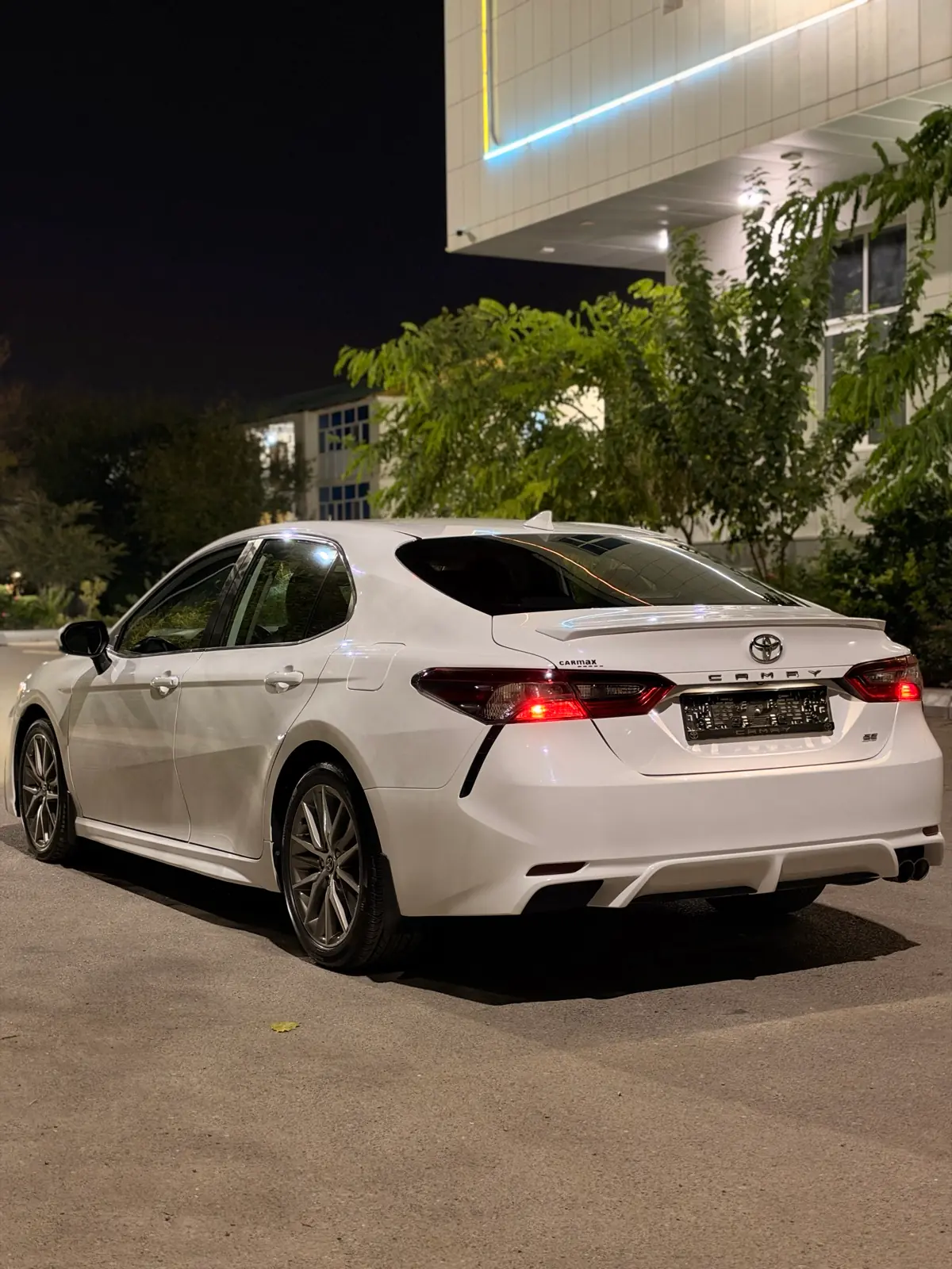 2021 Toyota Camry Se 2