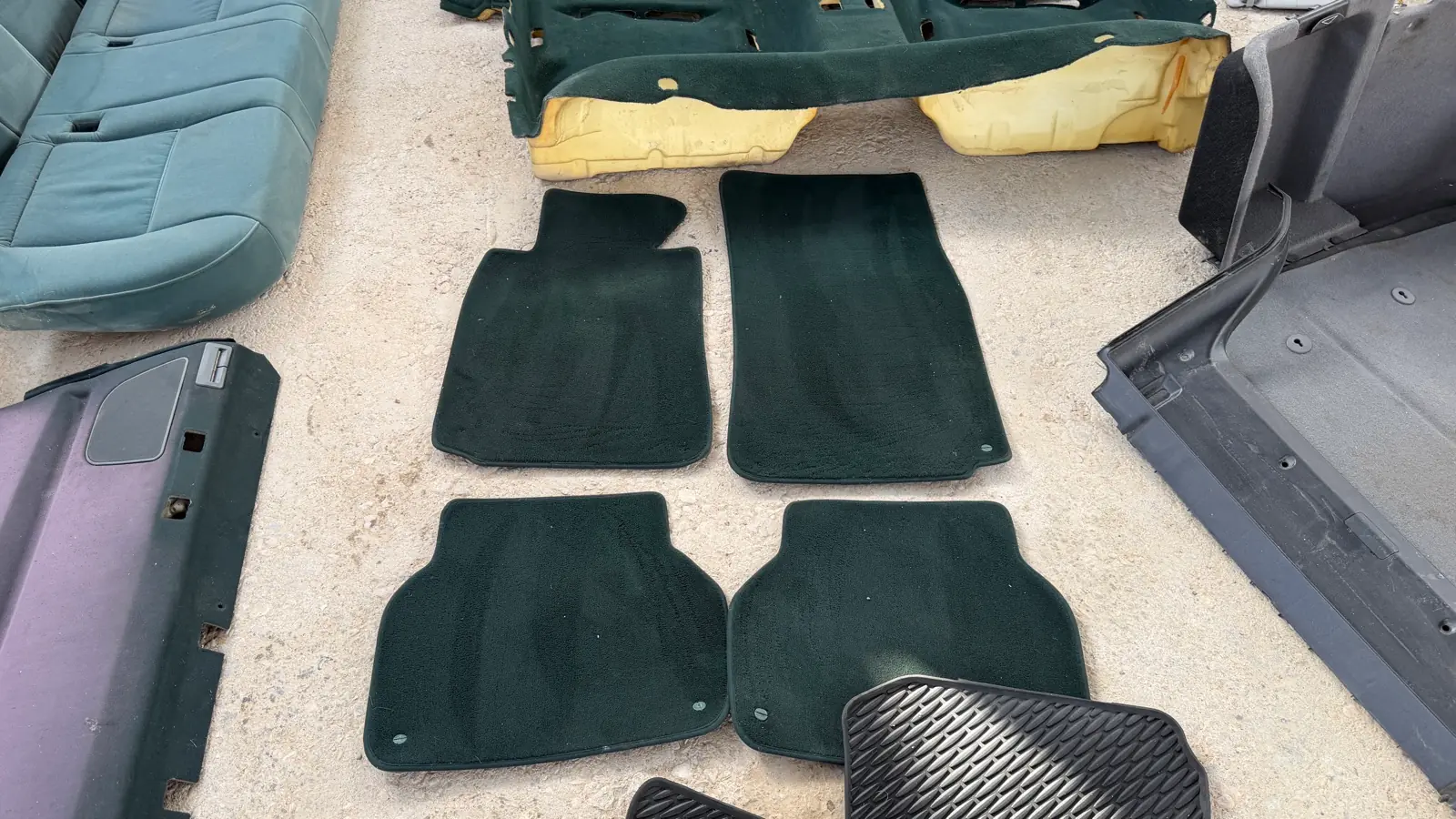 Bmw e39 yashyl salon ahlije detallary bar komplekt satylyar hemme zady yashyl renkde arassaja mordan zady germaniyadan gelen bashgada bmw zapjastlary un arkayyn habarlashyp bilersiniz amatly bahadan 5