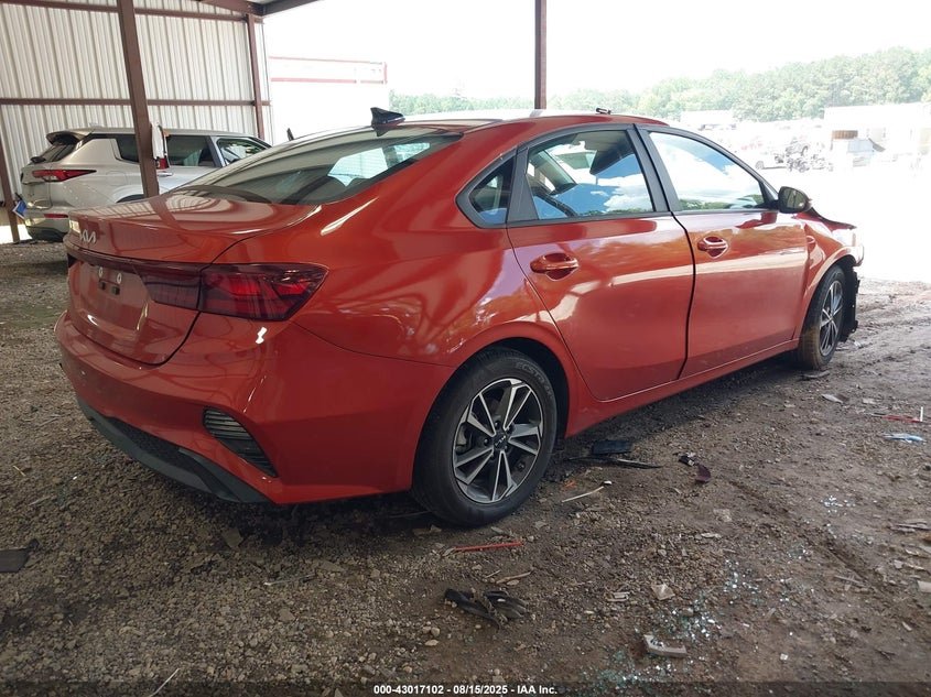 2023 Kia Forte Lxs 8