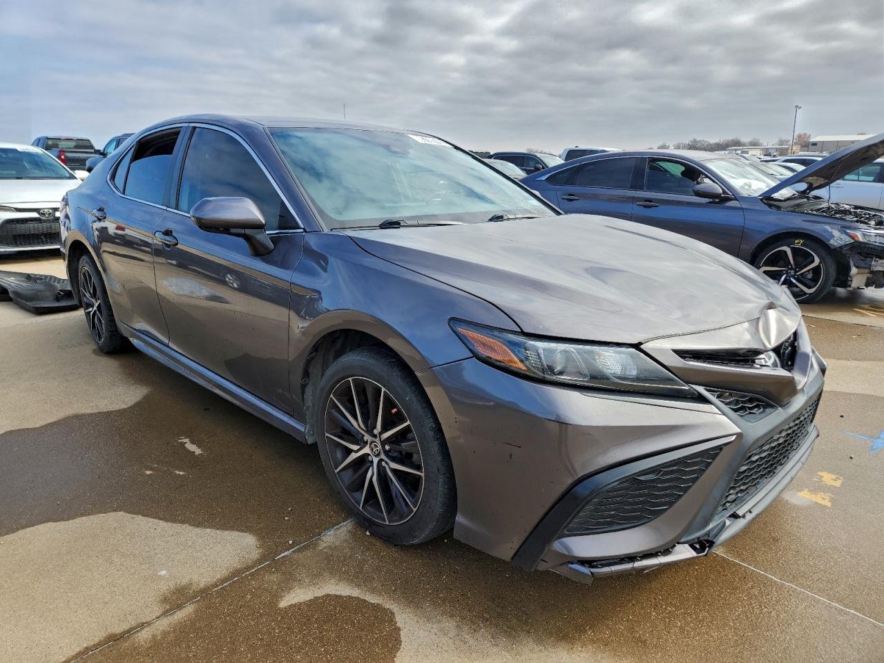 2021 Toyota Camry Se 4