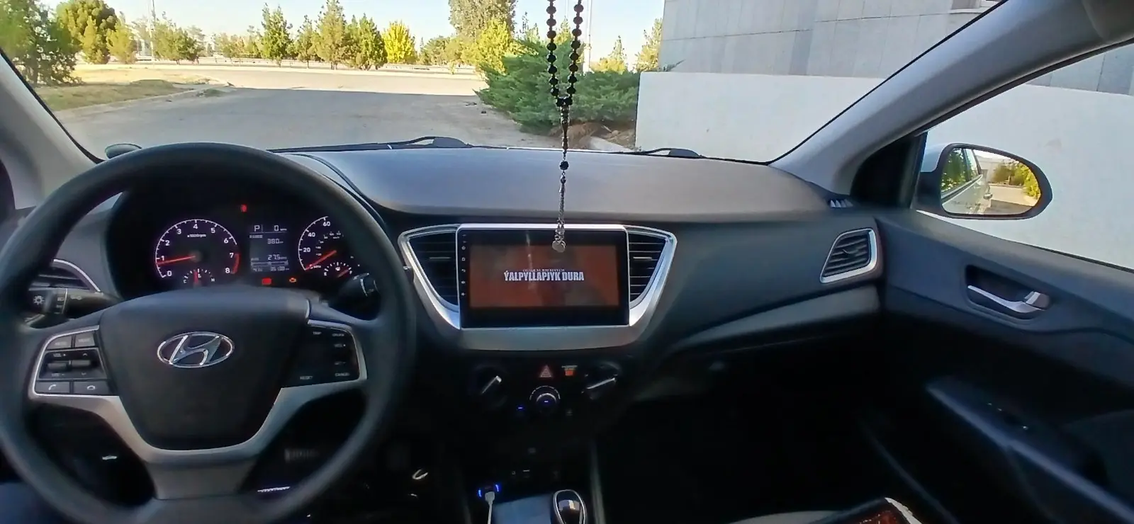 2022 Hyundai Accent Se 6