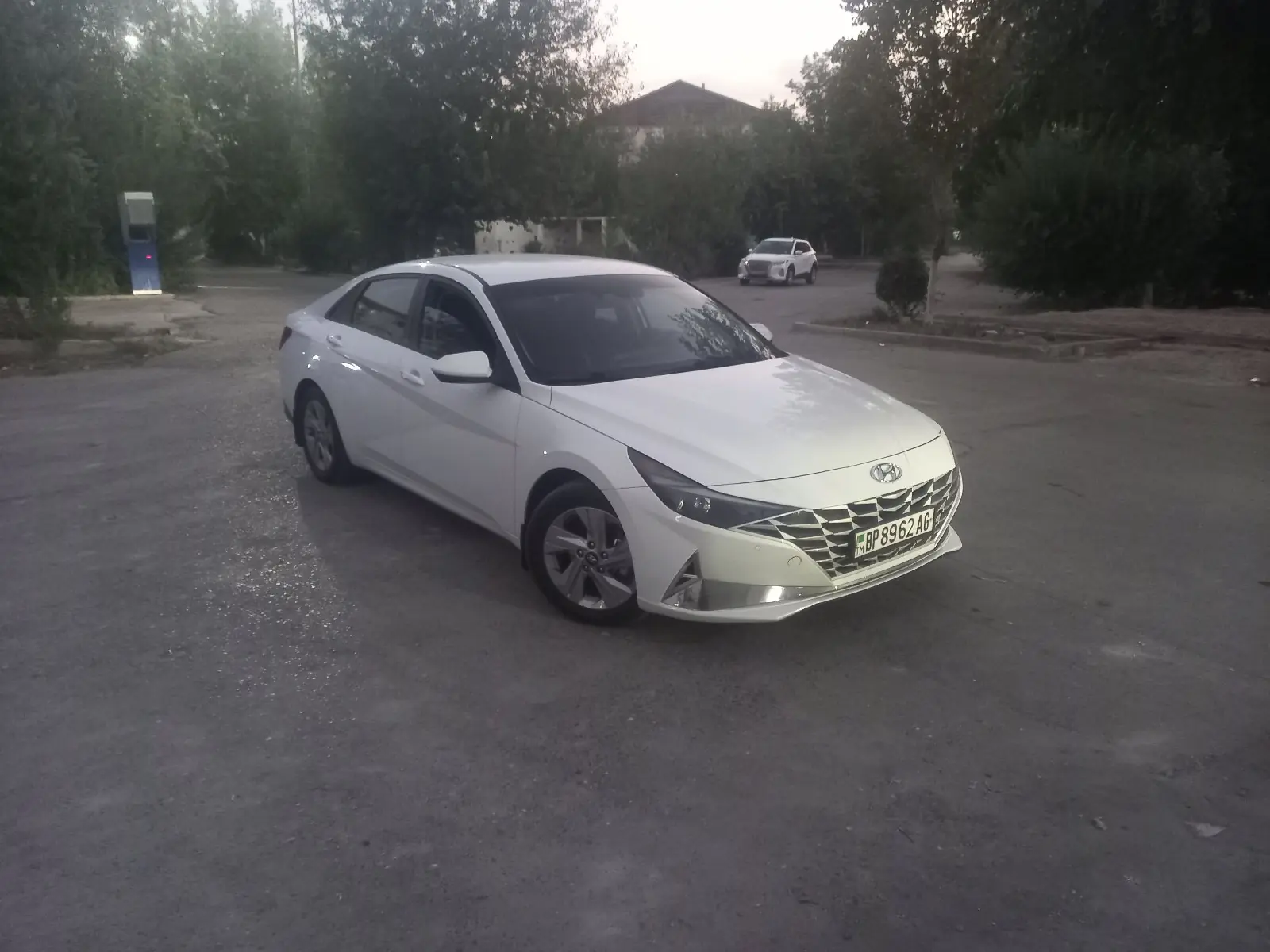 2021 Hyundai Elantra Sel 3