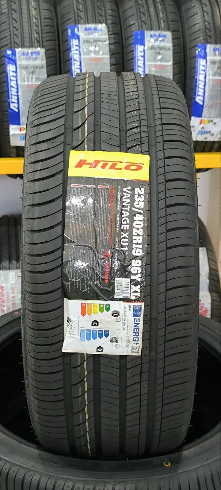 Hilo 235 40 19 1