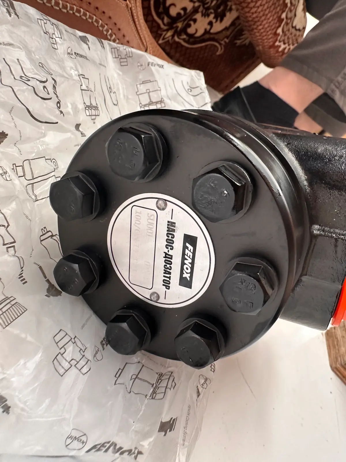 Dozator D-100 MTZ traktor 1