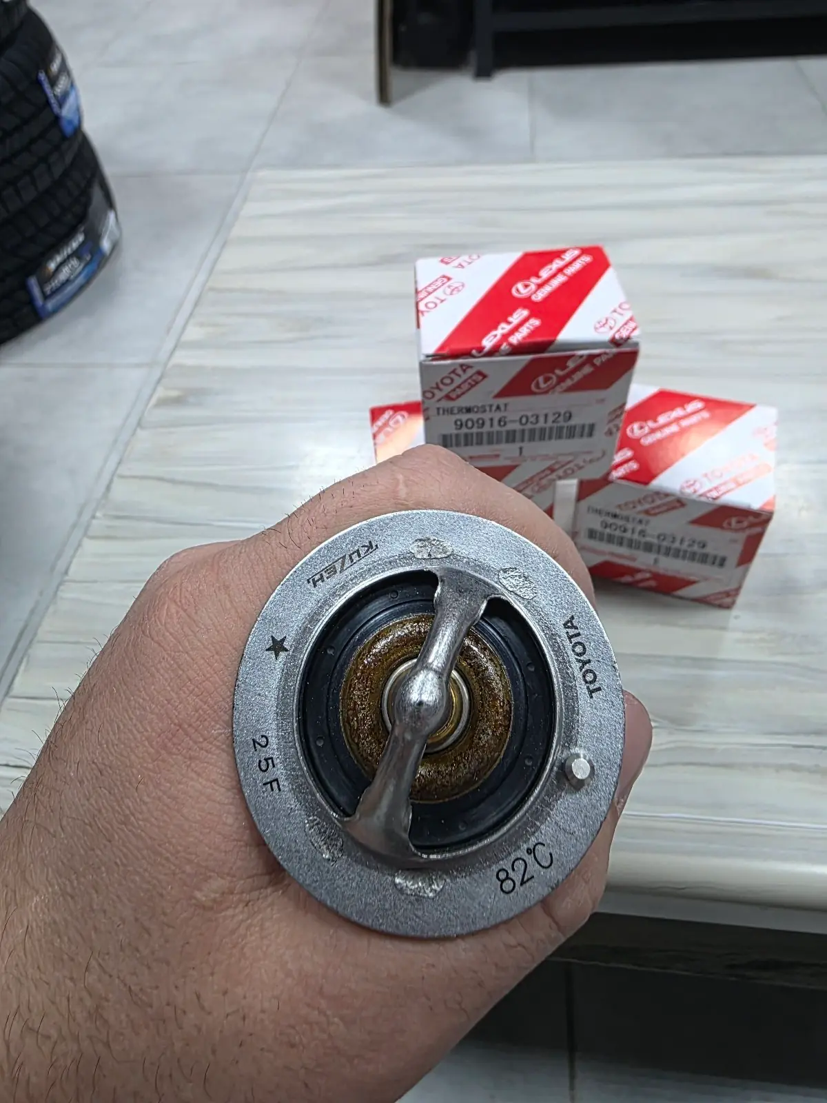 TERMOSTAT 1.8/2.5/3.0/3.3/3.5/2.7 2