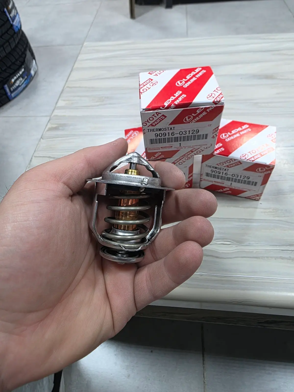 TERMOSTAT 1.8/2.5/3.0/3.3/3.5/2.7 1
