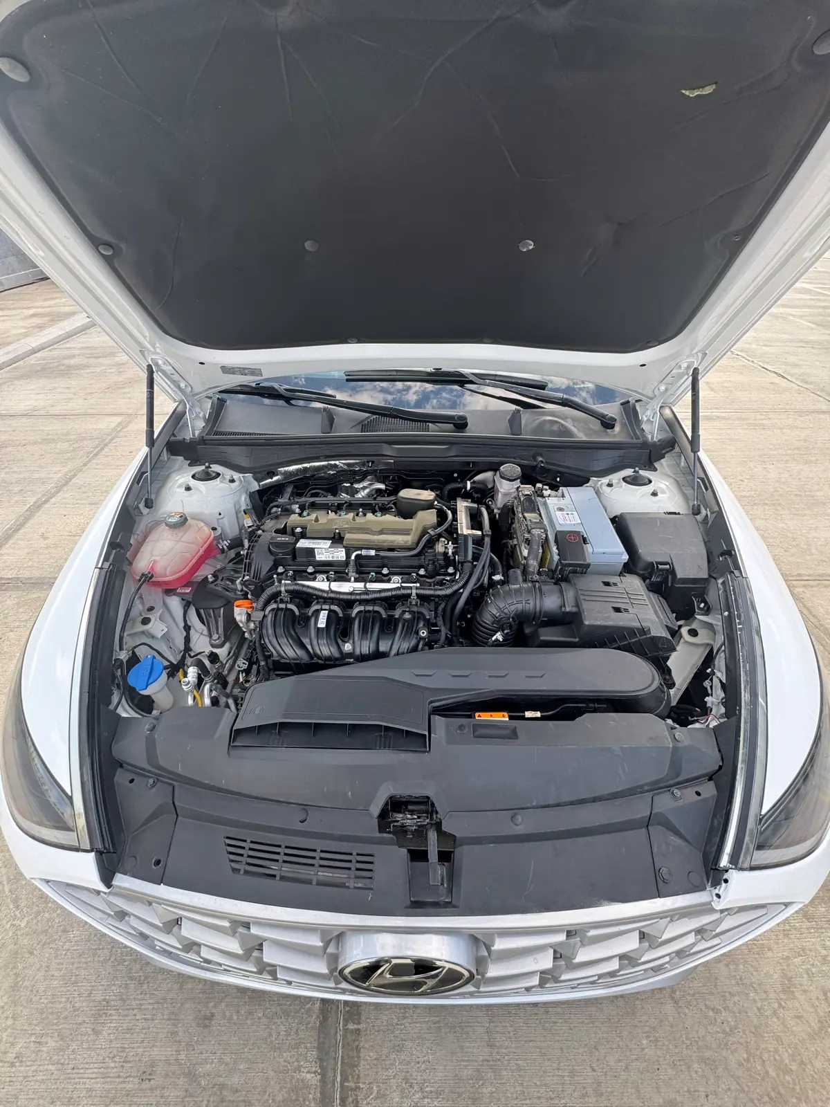 2023 HYUNDAI Sonata 5