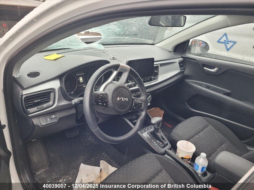 2023 Kia Rio 12