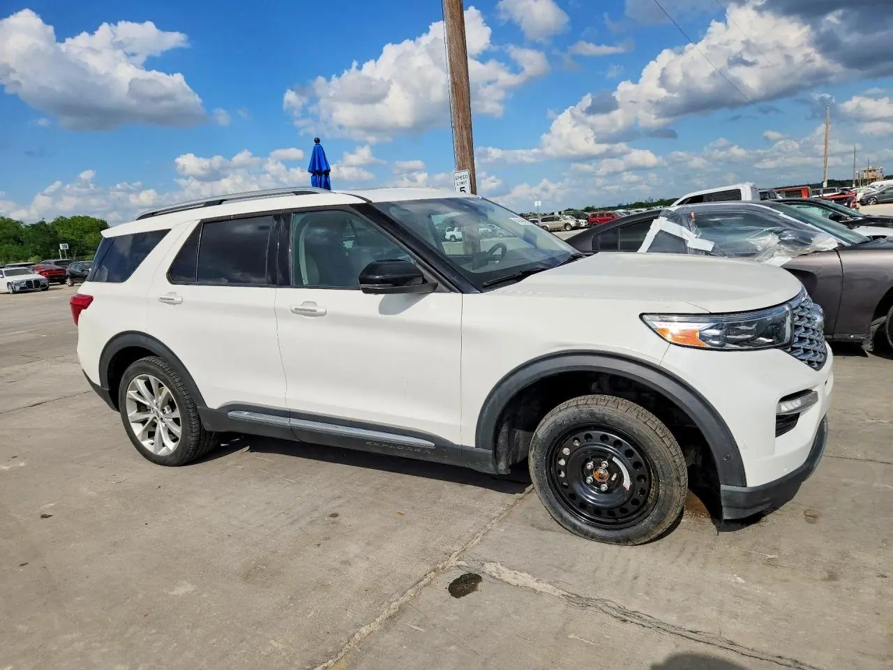 2021 Ford Explorer Platinum 4
