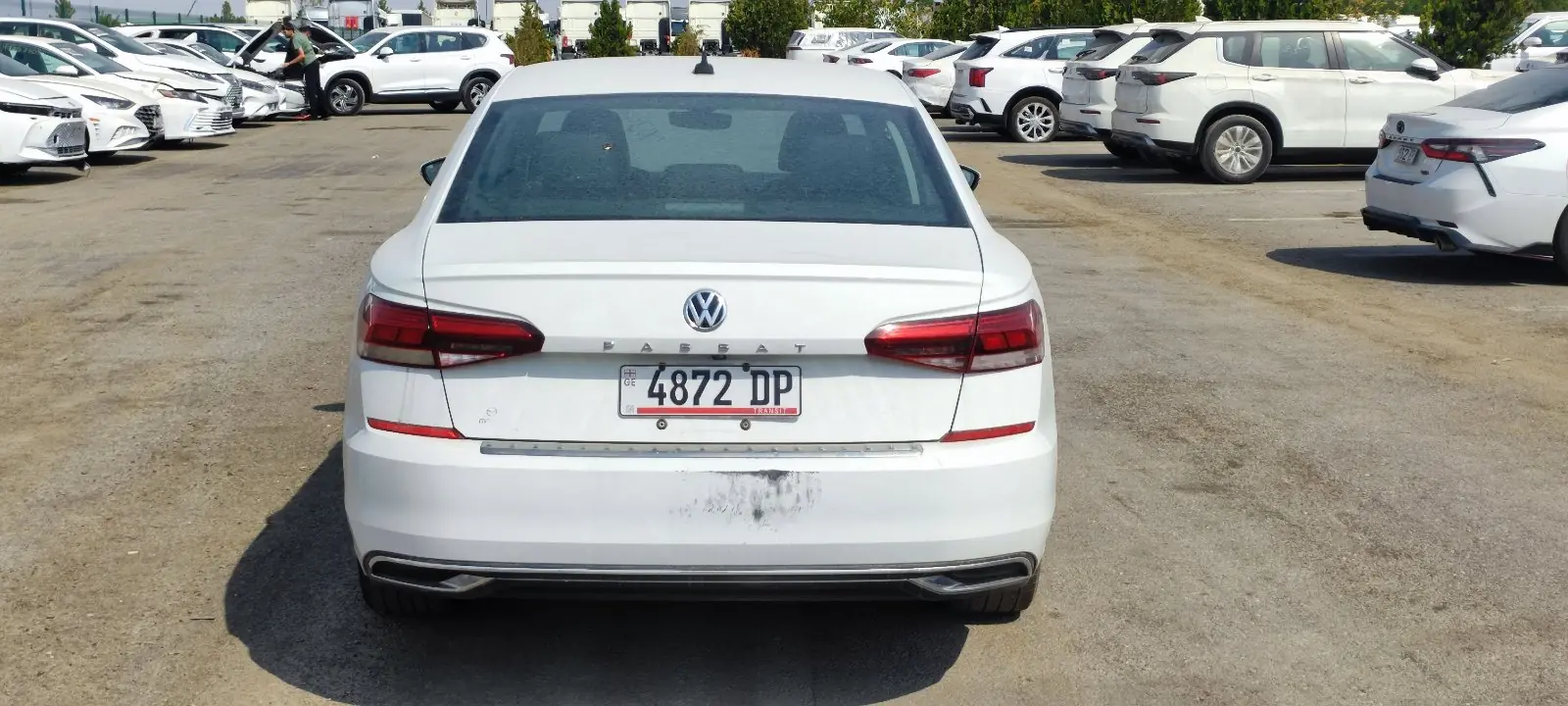 2021 VOLKSWAGEN Passat 2