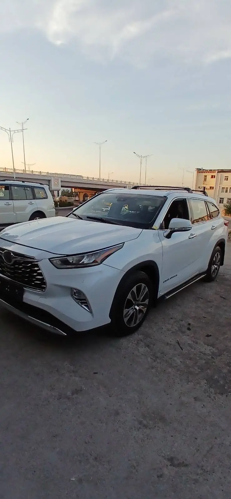 2020 Toyota Highlander Xle 1