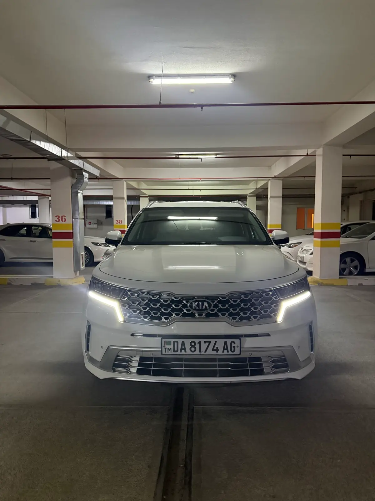 2020 KIA EX 1