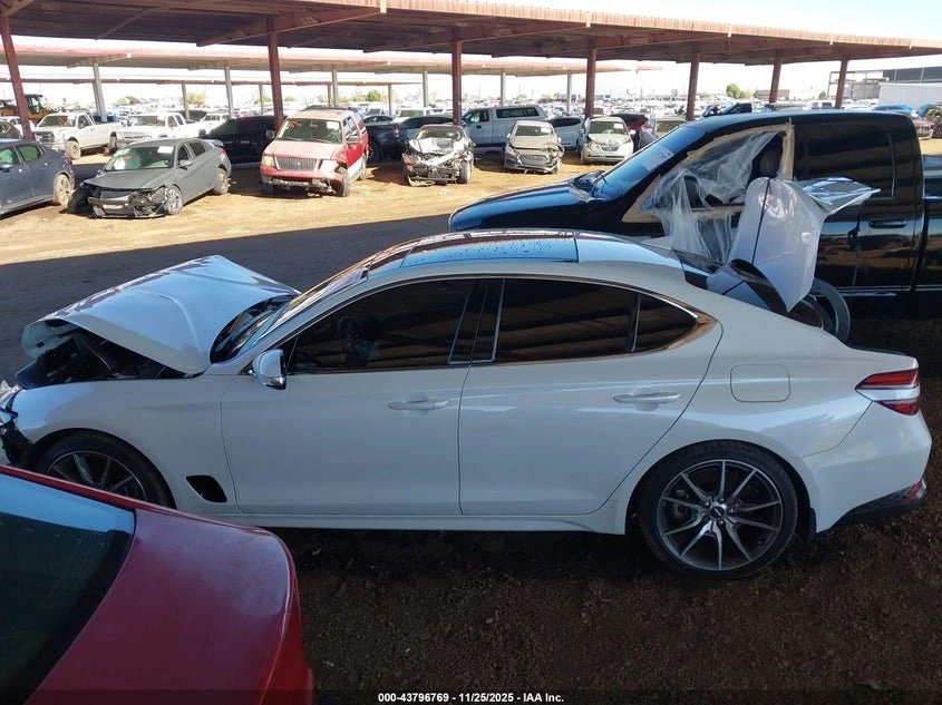 2022 Genesis G70 2.0T Rwd 22