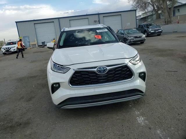 2021 Toyota Highlander Hybrid Platinum 15