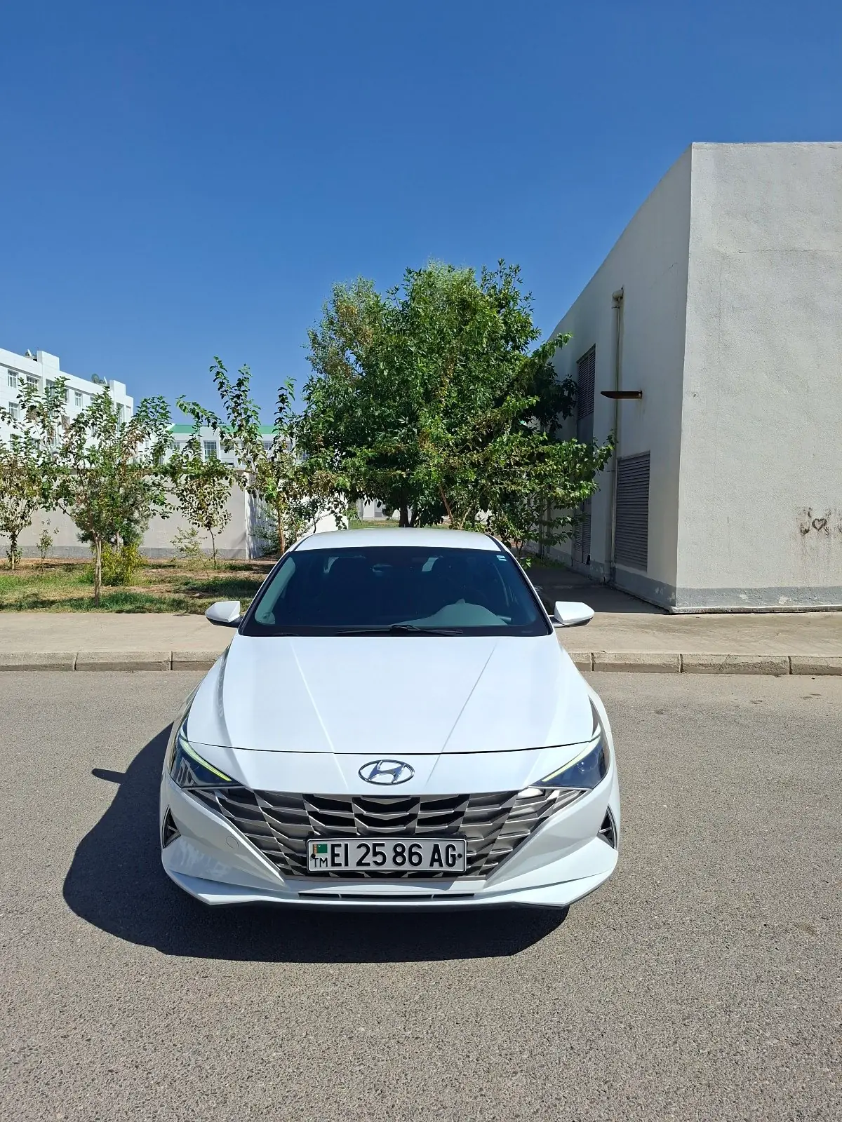 2022 Hyundai Elantra Sel 1