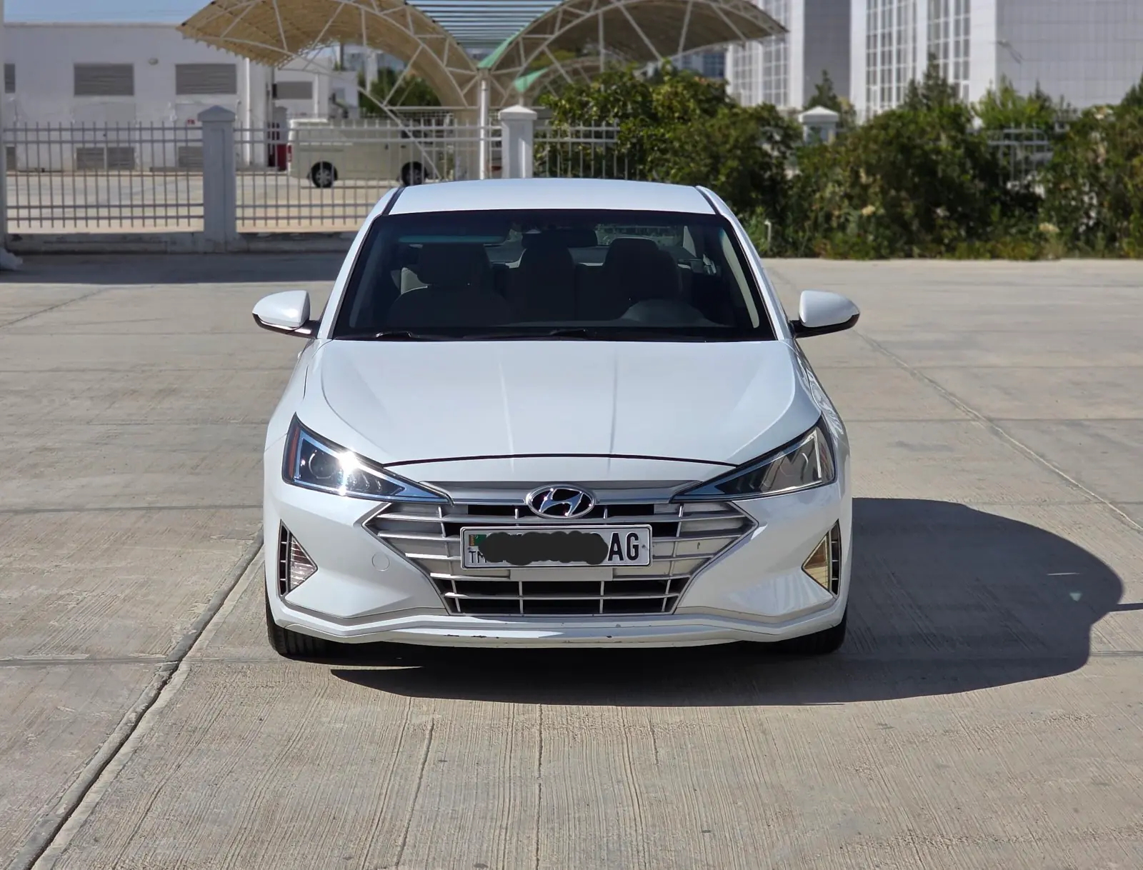 2020 HYUNDAI Elantra 3